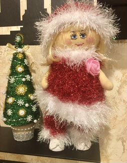 Интерьерная новогодняя кукла и елка