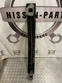 Ниссан X-Trail Т32 задний усилитель бампера