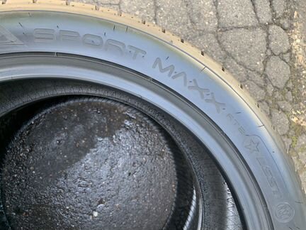 Шины лето 225 45 R19 Dunlop Sport Maxx RT2 RFT