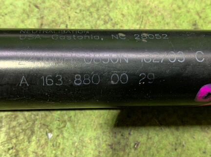 Амортизатор капота Mercedes M-Class W163 112.970