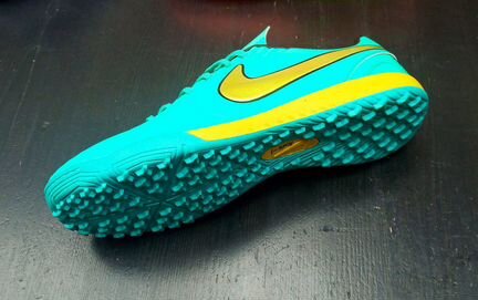 Шиповки Nike Tiempo (новые)