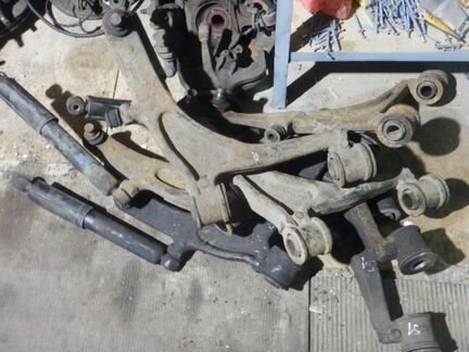 Рычаг нижний левый правый на Рено Мастер 2