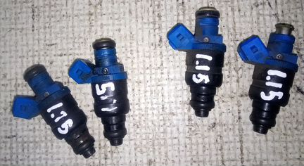 Форсунки топливные Вольво С40 В40 Volvo S40 V40