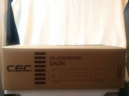 Двух блочный CD-проигрыватель C. Е. C