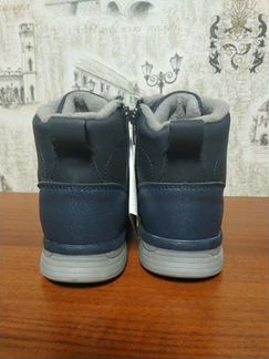 Ботинки для мальчика новые