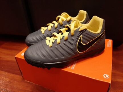Шиповки, сороконожки Nike Legend 7 club размер 28