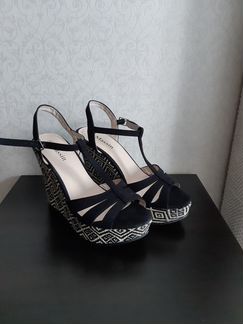 Босоножки, туфли