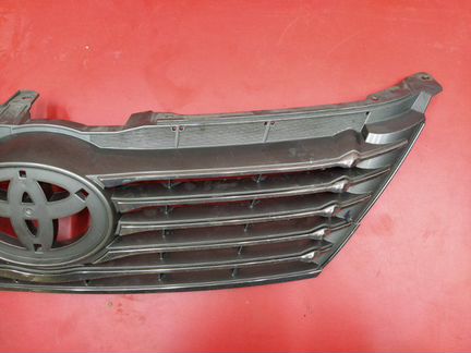 Решетка радиатора Toyota Camry V50 2012-2014