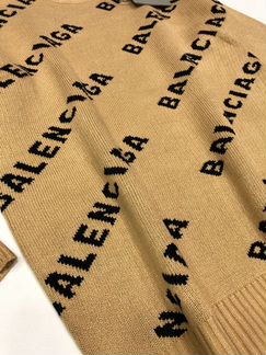 Джемпер бежевый Balenciaga