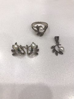 Серьги серебро с жемчугом, кольцо, кулон