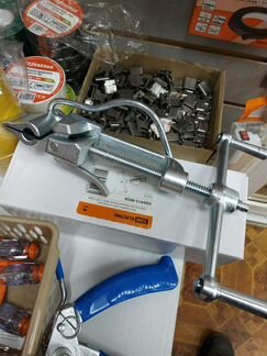 Инструмент для натяжения, резки стальной ленты