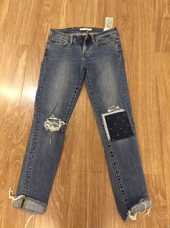 Джинсы levis