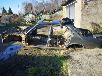 Кузов BMW E23 с документами