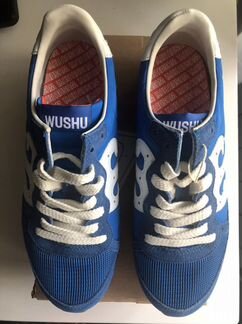 Кроссовки женские 39 размер/ новые