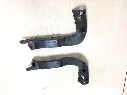 Крепление бампера переднее правое Audi A3 8V 1.4