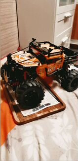 Продаётся машина lego Technik 42099