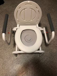 Средство реабилитации инвалидов:кресло-туалетArmed