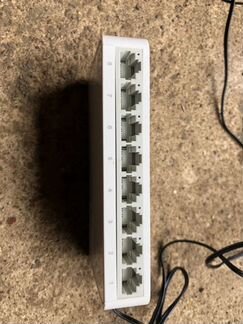 Настольный коммутатор TP-Link 8 портов