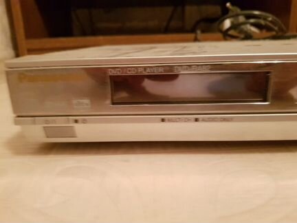 DVD плеер panasonic