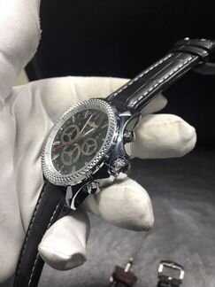 Наручные часы breitling