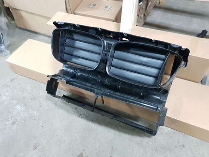 Воздуховод BMW F10 Передняя панель Телевизор