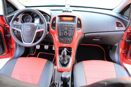 Модельные чехлы Опель Астра J джей из экокожи