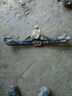 Стеклоподъемник задний правый mercedes w203