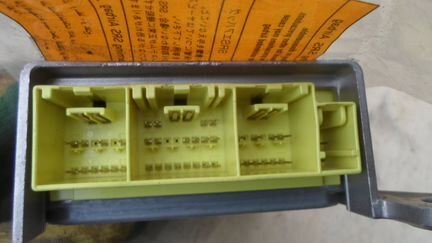 Блок SRS Ниссан Альмера Н16 Nissan Almera N16