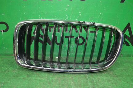 Решетка радиатора левая Bmw 3 F30 2011 - 2016