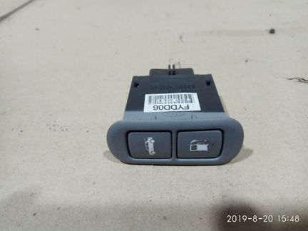 Кнопка багажника Kia Sorento 1 2002- 2006