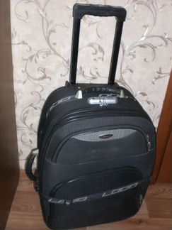 Чемодан колесный Logo среднего объема+расширение