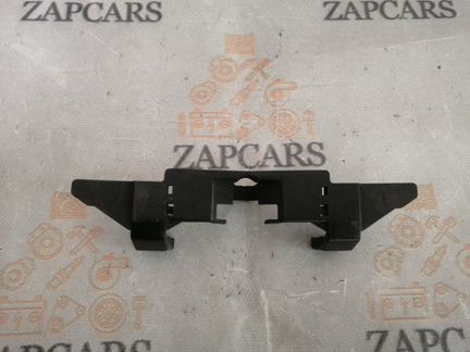 Накладка замка капота Mazda 3 BK LF 2005