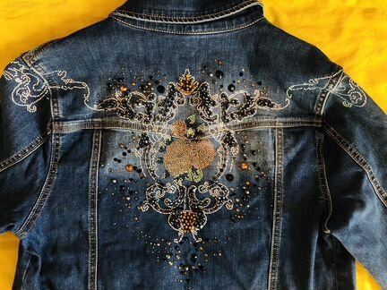Куртка джинсовая