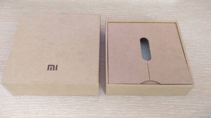 Коробочка от фитнес браслета Xiaomi Mi Band 1