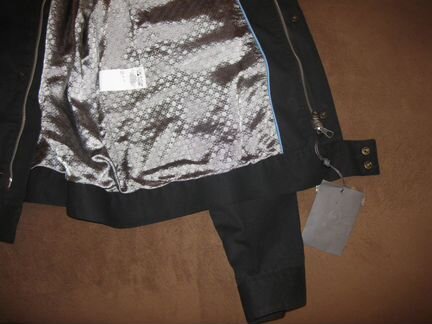 Alexander McQueen куртка черная, размер 52