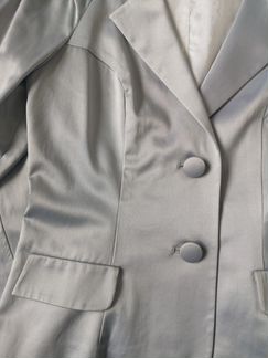 Новый костюм по индивидуальному пошиву 42р