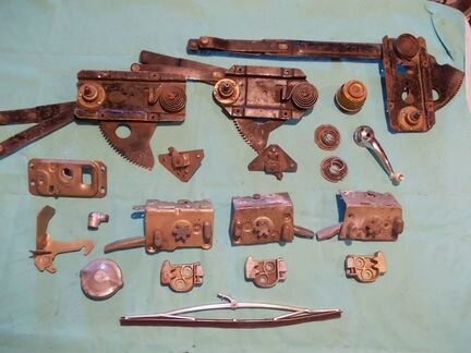 Газ 21 К-т замков и стеклоподъемников