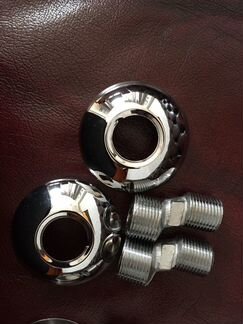 Два комплекта эксцентриков и колпачков Grohe