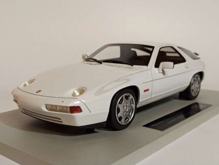 Porsche 928 Club Sport 1988 1:18 Ls Collectibles