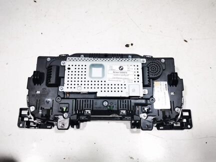 Панель приборов (щиток) на BMW 5 серия G30/G31 201