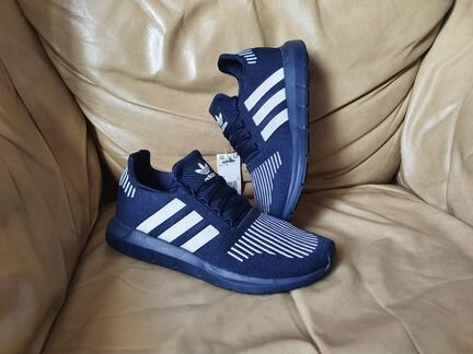Кроссовки Adidas Swift RUN новые 41 р
