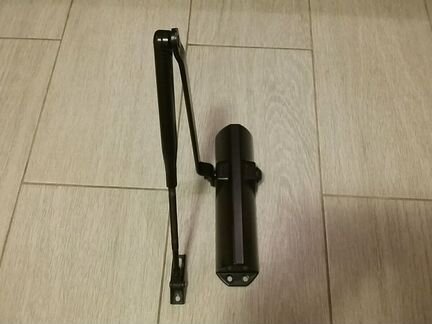 Доводчик Dorma