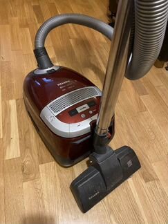 Пылесос Miele