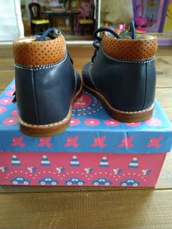 Ботиночки Капика 19 разм