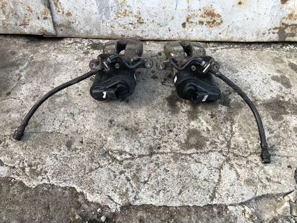 Суппорт задний правый Passat B6