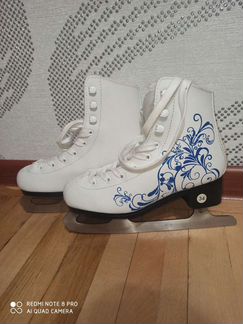 Коньки фигурные