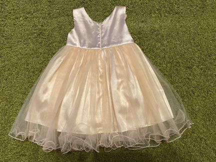 Праздничное, красивое платье