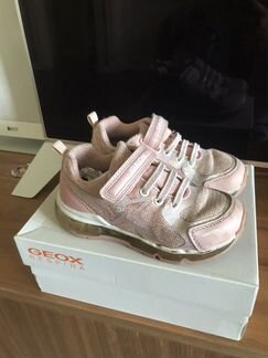 Кроссовки Geox