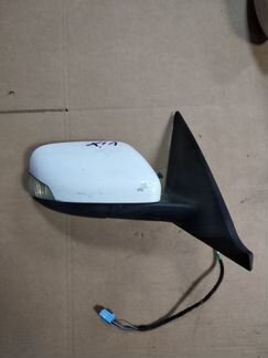 Переднее правое зеркало Volvo S40 V50 04-06г