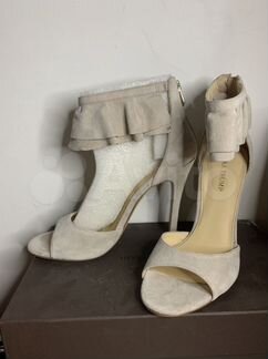 Босоножки ivanka tramp 38р